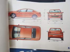 Peugeot 407 2004 -pressikansio, malliston esittelykansio -press kit