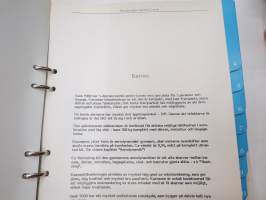 Saab 9000 Turbo 16 Press Information-pressikansio, nelikielinen esittelykansio valokuvineen -press kit with photographs