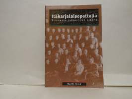 Itäkarjalaisopettajia Suomessa jatkosodan aikana