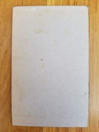 CDV - Visiittikorttivalokuva. Kansallisatelieri Punavuorenkatu 1. Helsinki