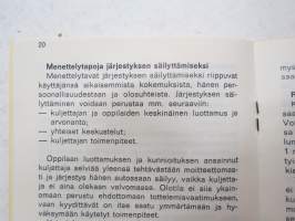 Koululaisautonkuljettajan käsikirja (1971)