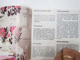 Uutta tekstiilitietoa - PMK Finncotton - ohjekirjanen / fabrics &amp; their care -guide