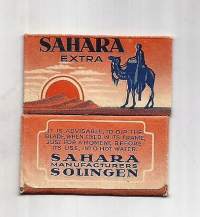 Sahara  - partateräkääre sisällä partaterä