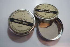 Iktyolisalvaa - tyhjä rasia peltiä