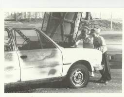 Herrasmies auto autokortti  autopostikortti kulkematon