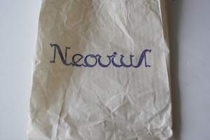 Neovius 30x18 cm  - kauppapussi, tuotepakkaus