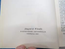 Kalender över Ointroducerad Adel i Sverige 1958 -ruotsalaiset naturalisoimattomat suvut, aateliskalenteri / adelskalender