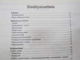 Volvo Kuorma-autot huoltokäsikirja Ryhmä 23 Polttonestejärjestelmä D12A -korjaamokirjasarjan osa