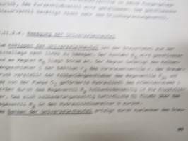 A 052/1/117 Universalpioniermaschine DOK-M Beschreibung und Nutzung -itäsaksalainen pioneerijoukkojen traktorin / työkoneen tekniset ominaisuudet ja käyttöohjeet
