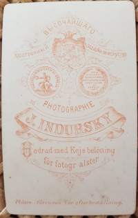 CDV - Visiittikorttivalokuva. Kuva: J. Indursky Wiborg, 1870-1932