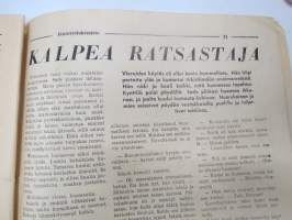 Jännityslukemisto 1942 nr 2, keskiaukeamalla &quot;Iskevä Salama - Flash Gordon&quot;, etulehdellä &quot;Pantterityttö&quot;, takasivulla Matti ja Reima -sarjakuvat, Marton Taiga, ym.