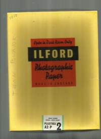 Ilford Photographic Paper  avattu vajaa tuotepakkaus 18x24x3 cm