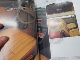 Peugeot mallisto 1983 -myyntiesite / -kirja, tehtaan ja tekniikan esittely, mallit 104, 305, 505, 604, 504 Coupe &amp; Cabroilet, 305 Break, 505 Break