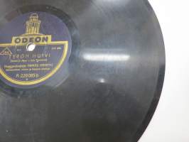 Odeon A 228 085 Armas Hanttu ja Heikki Tuominen - Balalaikkavalssi / Armas Hanttu - Tytön huivi -savikiekkoäänilevy / 78 rpm 10&quot; record