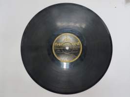 Homocord H-O. 4-23130-I / II Veli Lehto &amp; Homocord-orkesteri - Keltaiset banaanit / Kaksi kyyneltä -savikiekkoäänilevy / 78 rpm 10&quot; record