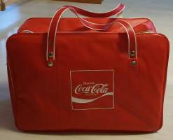 Bevete Coca-Cola Marchio reg -cooler. Renco Marwell Milano.