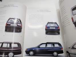 Opel Astra / Omega Caravan 1992 -myyntiesite / sales brochure