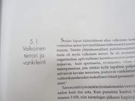 Paremman maailman rakentajat - Turun Sosialidemokraattisen Kunnallisjärjestön historia 1906-1996