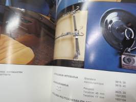 Peugeot 305 lisävarusteet -myyntiesite / sales brochure