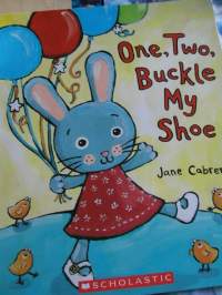 one,two,bukle my shoe.vakitan tarjous helposti paketti 19x36 x60 cm paino 35kg 5e