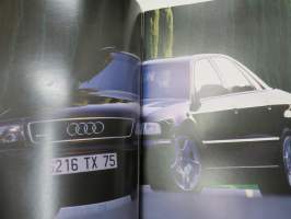 Audi A8 1994 -myyntiesite / sales brochure