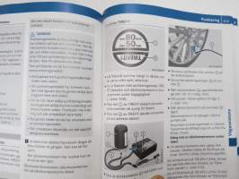 Mercedes-Benz C-Klass 2015 (sista redigering 12.6.2014) Instruktionsbok -käyttöohjekirja, ruotsinkielinen