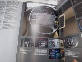 BMW 518i, 520i, 525i, 528i, 535i 1985 -myyntiesite / sales brochure in finnish