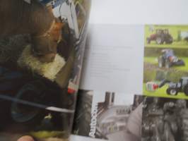 Valtra A-sarja A 72, A 82, A 92 -myyntiesite / sales brochure