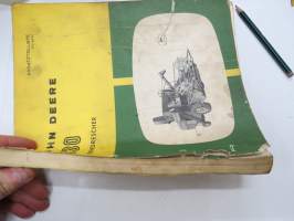 John Deere 330 Mähdresser Ersatzteilliste -varaosaluettelo, leikkuupuimuri