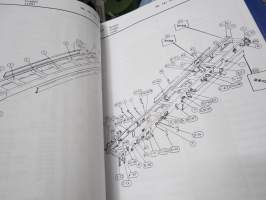 Sisu Varaosakirja I Spare Parts 100-120 (Moottori) 05.90