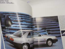 Mazda 929 1987 -myyntiesite / brochure