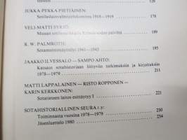 Sotahistoriallinen aikakauskirja 1, Ståhlbergin kyyditys, Suomi-Saksa laivastoyhteistyö, Karttahuolto 1941-45, Viapori ja sen tykistö, Sotamuistonäyttelyt 1941-1943