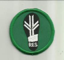 RES -   hihamerkki