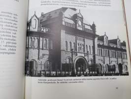 Helsingin kaupungin rakennusvirasto 100 vuotta 1878-1978