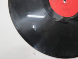 Finlandia P 134, Viljo Vesterinen - Tesoro Mio / Talvimyrskyjä -savikiekkoäänilevy / 78 rpm 10&quot; record
