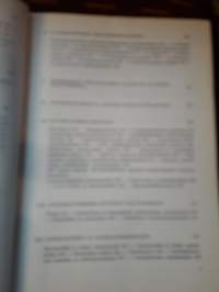 Autotekninen käsikirja/ Pentti O.Savolainen. P.1988 / kuudes  painos