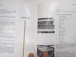 Volvo F82S, F83S -käyttöohjekirja / operator´s manual in finnish