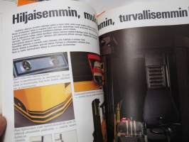 Still, Atlet -trukkien myyntiesitekansio / forklift sales brochures