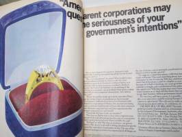 Fortune 1976 March - A great architect´s enduring masterpices - cover story -Alvar Aalto kansikuva &amp; erikoisartikkeli arkkitehdin tuotannosta, 8-sivuinen