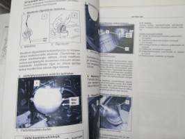 LM Trac 486 Monitoimikone -käyttöohjekirja / operator´s manual in finnish