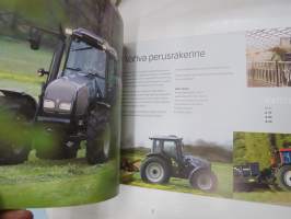 Valtra A-sarja A 72, A 82, A 92 traktori -myyntiesite / sales brochure