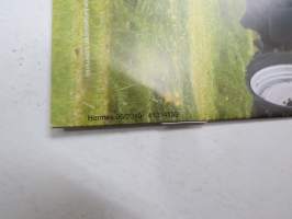 Valtra A-sarja A 72, A 82, A 92 traktori -myyntiesite / sales brochure