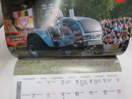 Valtra 2004 seinäkalenteri / wall calendar