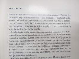 Sotahistoriallinen aikakauskirja 6 (1987), Marsalkka Mannerheimille kuuluneet teräaseet,  Mannerheimin puheet, Vilho Petter Nenonen - Venäjän ajoilta, Esikunta Roi