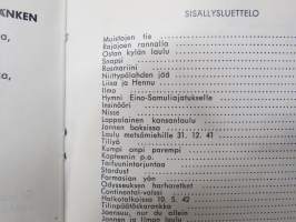 Tiistailauluja I osa -laulukirja, ilman julkaisija- ja painatustietoja, sisänmaallis- ja sotilashenkisiä, osa sota-aikaan liittyviä, osa puolusvoimien hallintoon?