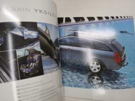Nissan Primera Traveller 2004 -myyntiesite / sales brochure