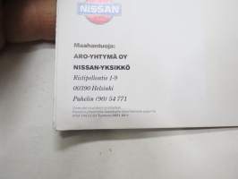 Nissan Maxima QX V6 1995 -myyntiesite / sales brochure