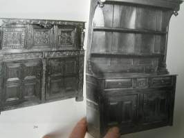 treen ,pewter and metalworkfine english and continental oak.. VAKITA.N tarjous helposti s-m koko  paketti 19x36 x60 cm paino 35kg 5e
