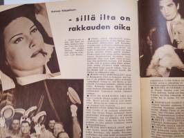 Elokuva-Aitta 1955 nr 22, Kansikuva Greta Garbo, Kun tähdet olivat mykkiä, Elokuva 60 vuotta, Kuvaushallin hiljaiseloa, &quot;Rotat&quot;, Maria Schell,Bette Davis, ym.