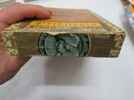 Privilegio - Buen Marca - Claro - Strengberg -sikarilaatikko / cigarr box